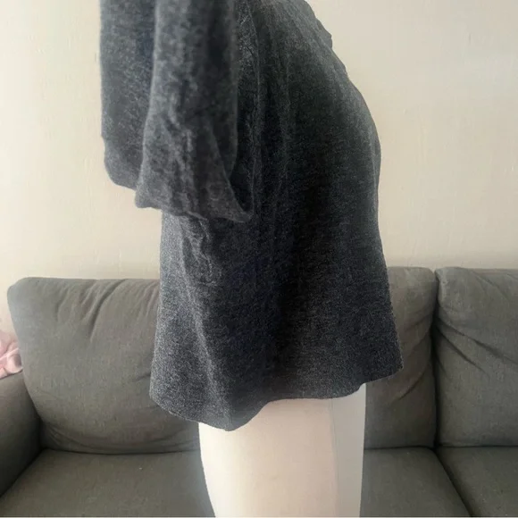 NWT Heather Charcoal Softspoke Wilfred Aritzia Cardigan - Picture 7 of 13